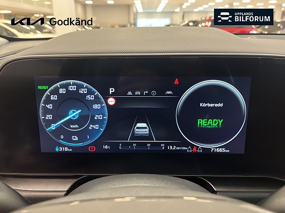 Kia Niro 10 of 15