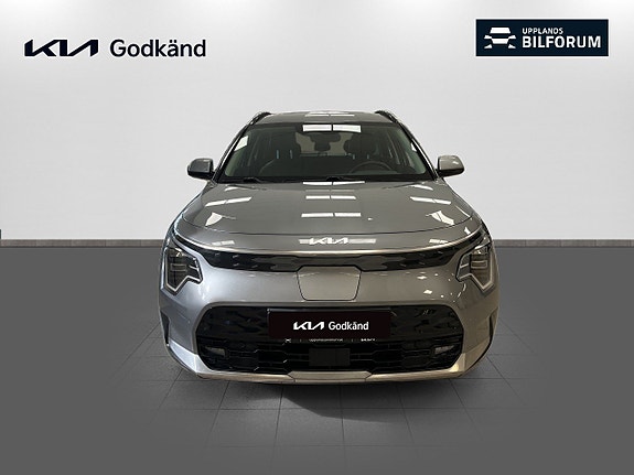 Kia Niro 2 of 15