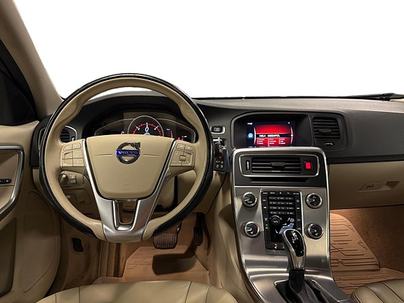 Volvo V60 Cross Country 12 of 20