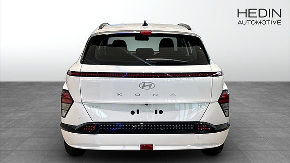 Hyundai Kona 7 of 12