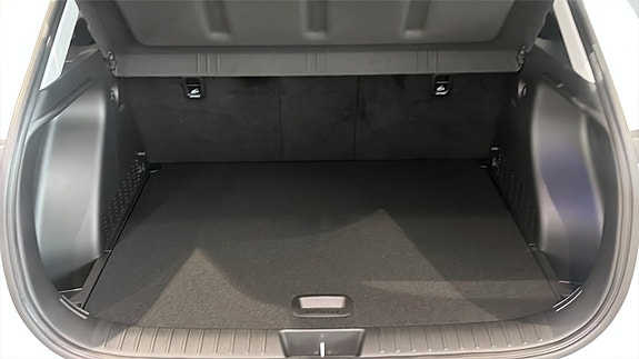 Hyundai Kona 10 of 12