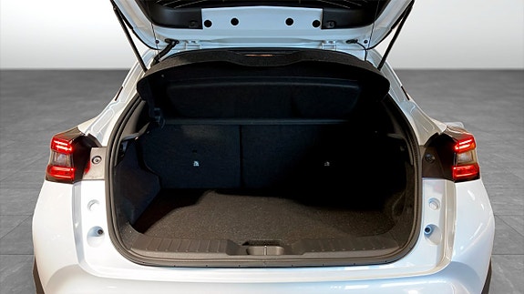 Nissan Juke 2 of 12