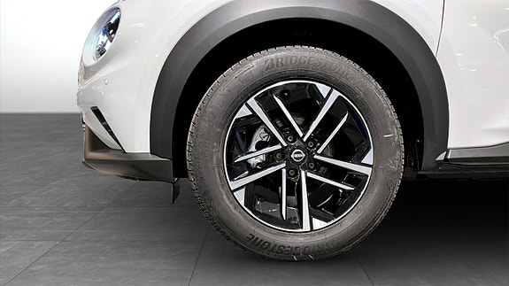 Nissan Juke 7 of 12