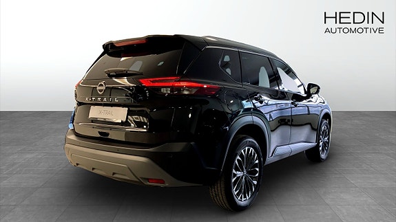 Nissan X-Trail 10 of 10