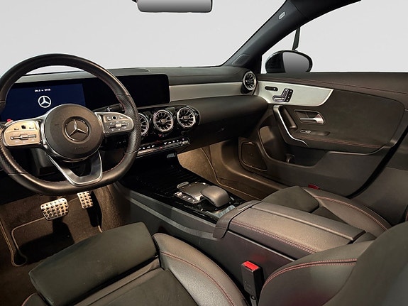 Mercedes-Benz CLA250 e 12 of 24