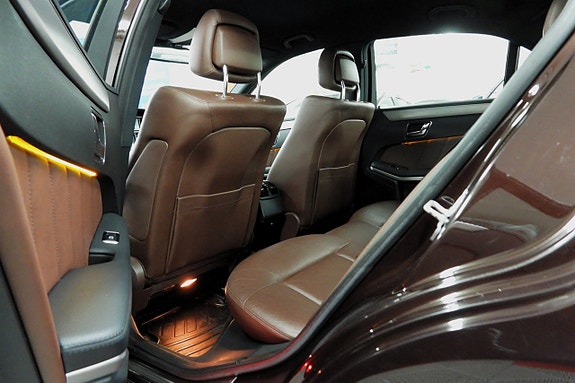 Mercedes-Benz E250 18 of 29