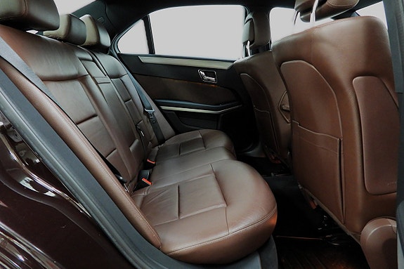 Mercedes-Benz E250 17 of 29
