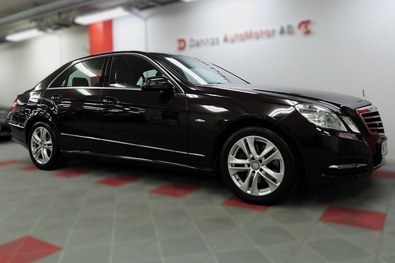 Mercedes-Benz E250 4 of 29