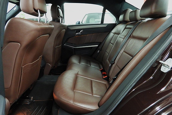 Mercedes-Benz E250 16 of 29