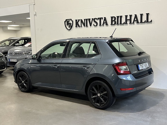 Skoda Fabia 2 of 23