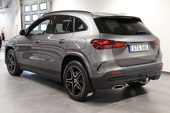 Mercedes-Benz GLA250 e 4 of 26