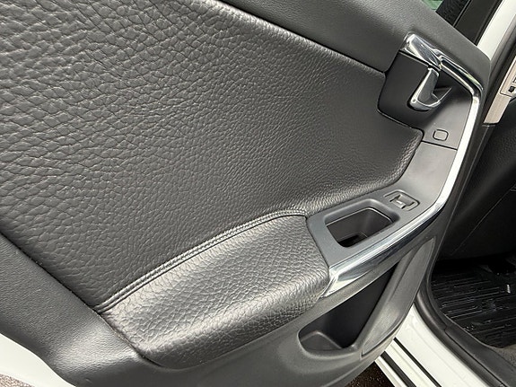 Volvo V60 12 of 15