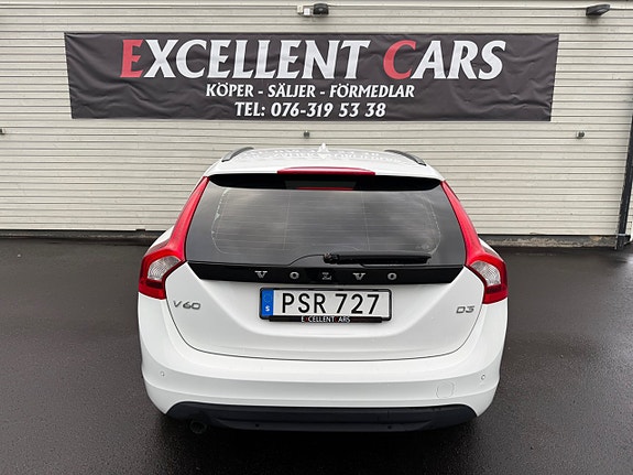 Volvo V60 5 of 15