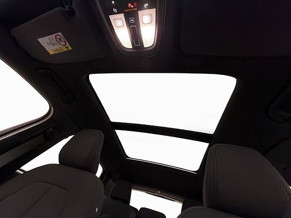 Volvo XC40 15 of 30