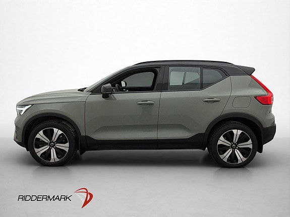 Volvo XC40 5 of 30
