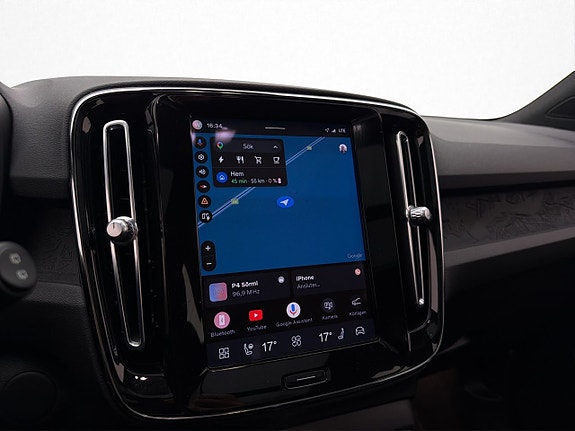 Volvo XC40 24 of 30