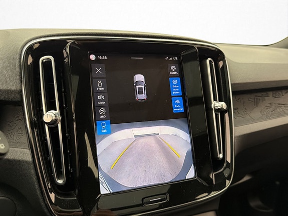 Volvo XC40 20 of 30