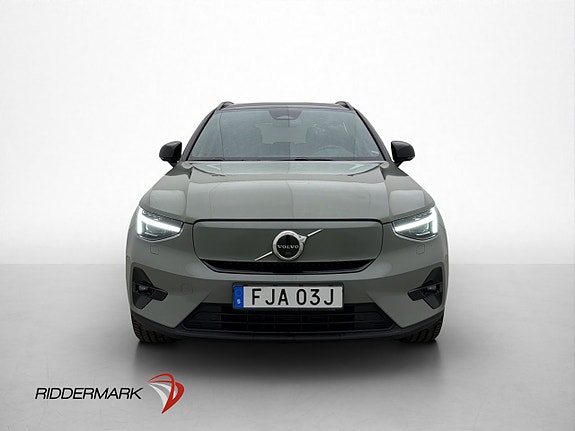 Volvo XC40 3 of 30