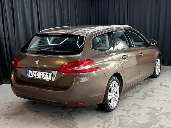 Peugeot 308 SW 4 of 14