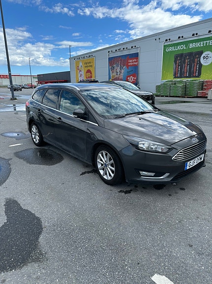 Ford Focus 3 of 6