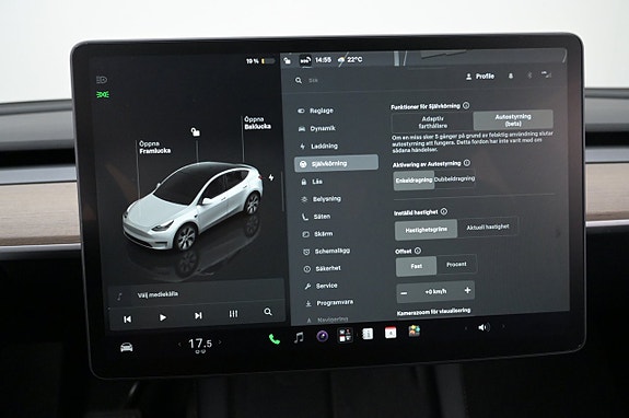 Tesla Model Y 11 of 27