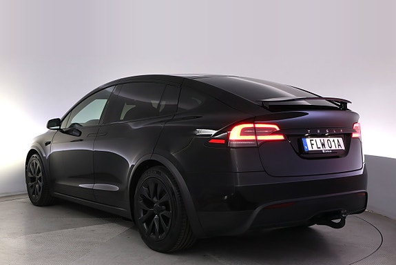 Tesla Model X 4 of 27