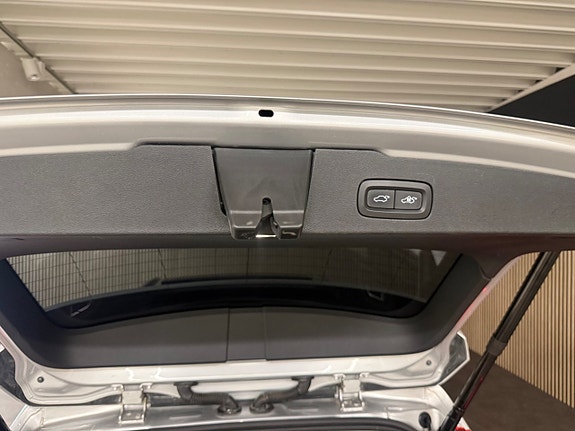 Volvo V60 19 of 26