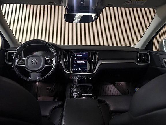 Volvo V60 14 of 26