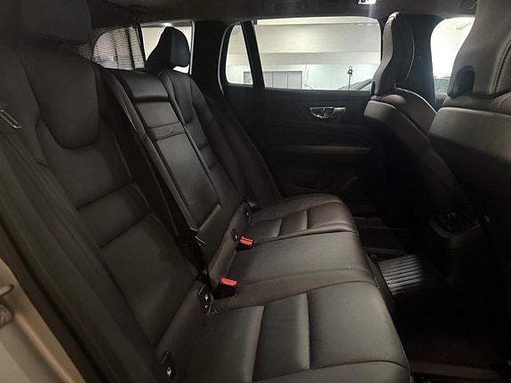 Volvo V60 21 of 26