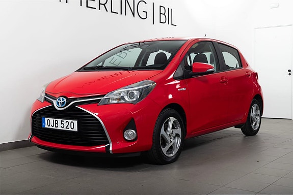 Toyota Yaris 2 of 20