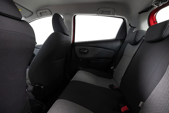 Toyota Yaris 17 of 20