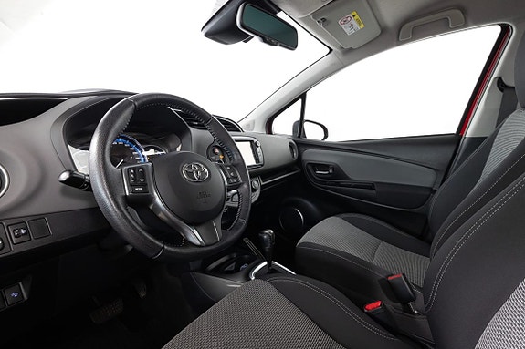 Toyota Yaris 16 of 20