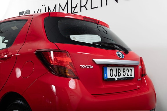 Toyota Yaris 7 of 20