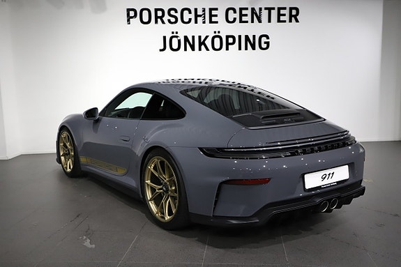 Porsche 911 GT3 3 of 26