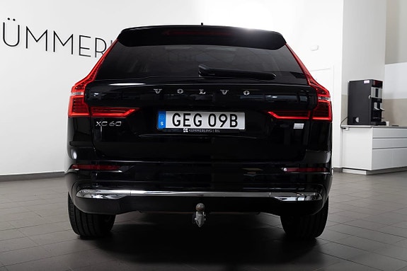 Volvo XC60 11 of 24