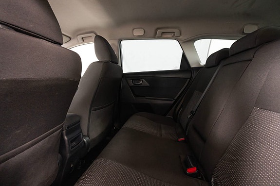Toyota Auris 17 of 21