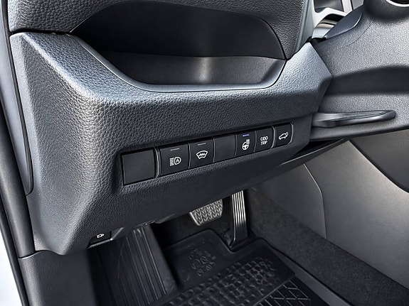 Toyota RAV4 17 of 22