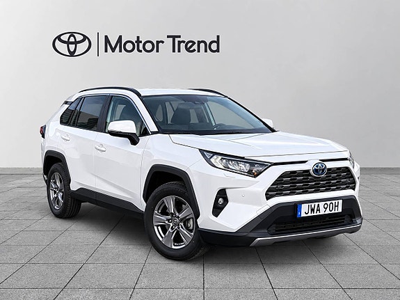 Toyota RAV4 6 of 22