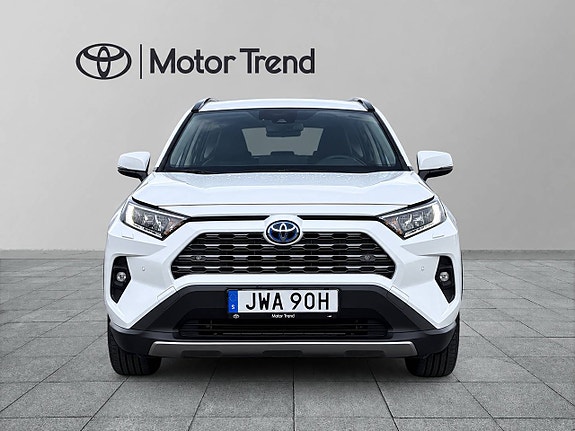 Toyota RAV4 5 of 22