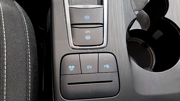 Ford Kuga 12 of 13
