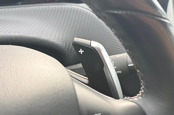 Peugeot 2008 15 of 28