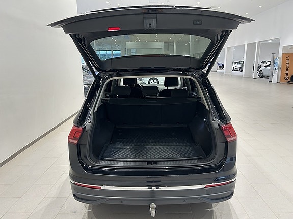 Volkswagen Tiguan Allspace 10 of 25