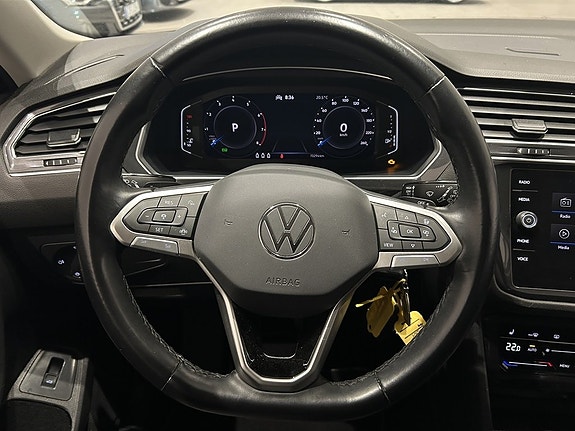 Volkswagen Tiguan Allspace 16 of 25