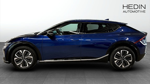 Kia EV6 4 of 17