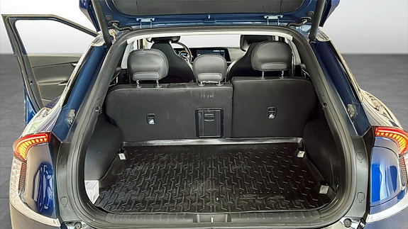 Kia EV6 12 of 17