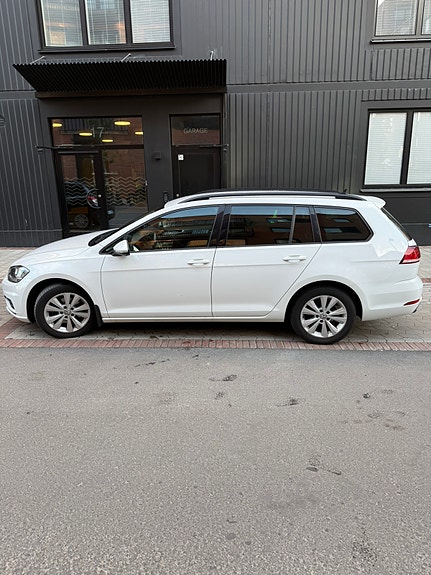 Volkswagen Golf VII 3 of 5
