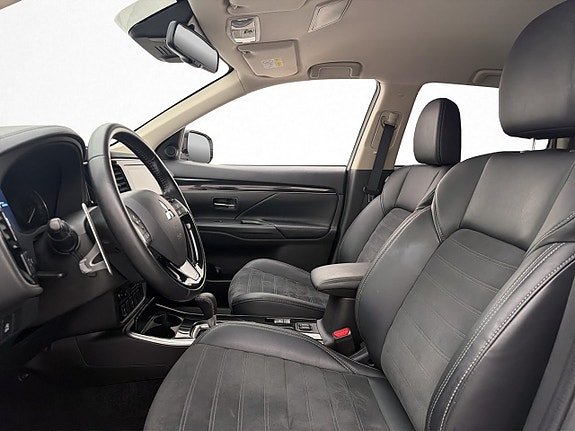 Mitsubishi Outlander 11 of 30