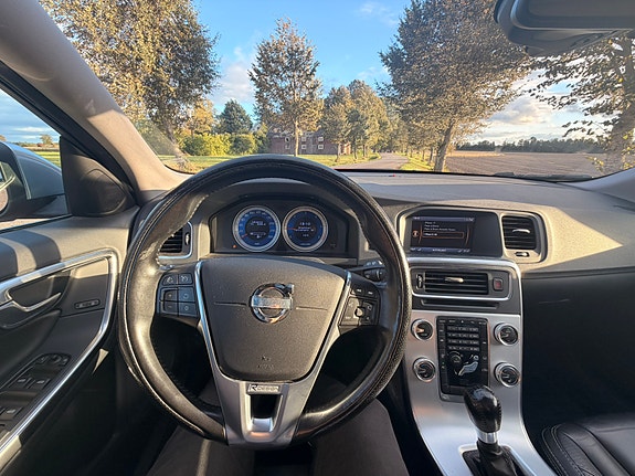 Volvo V60 5 of 6