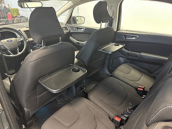 Ford S-MAX 16 of 30
