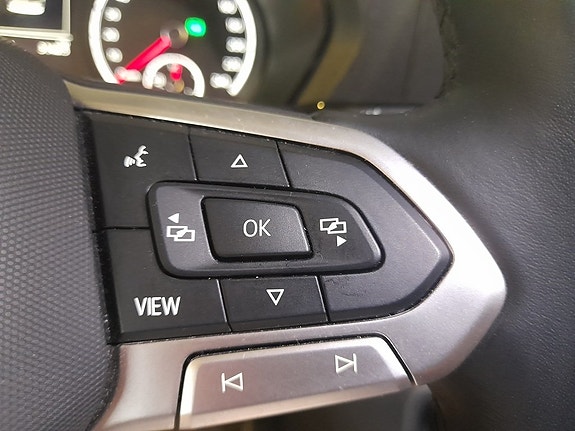 Volkswagen Caddy Maxi 12 of 13
